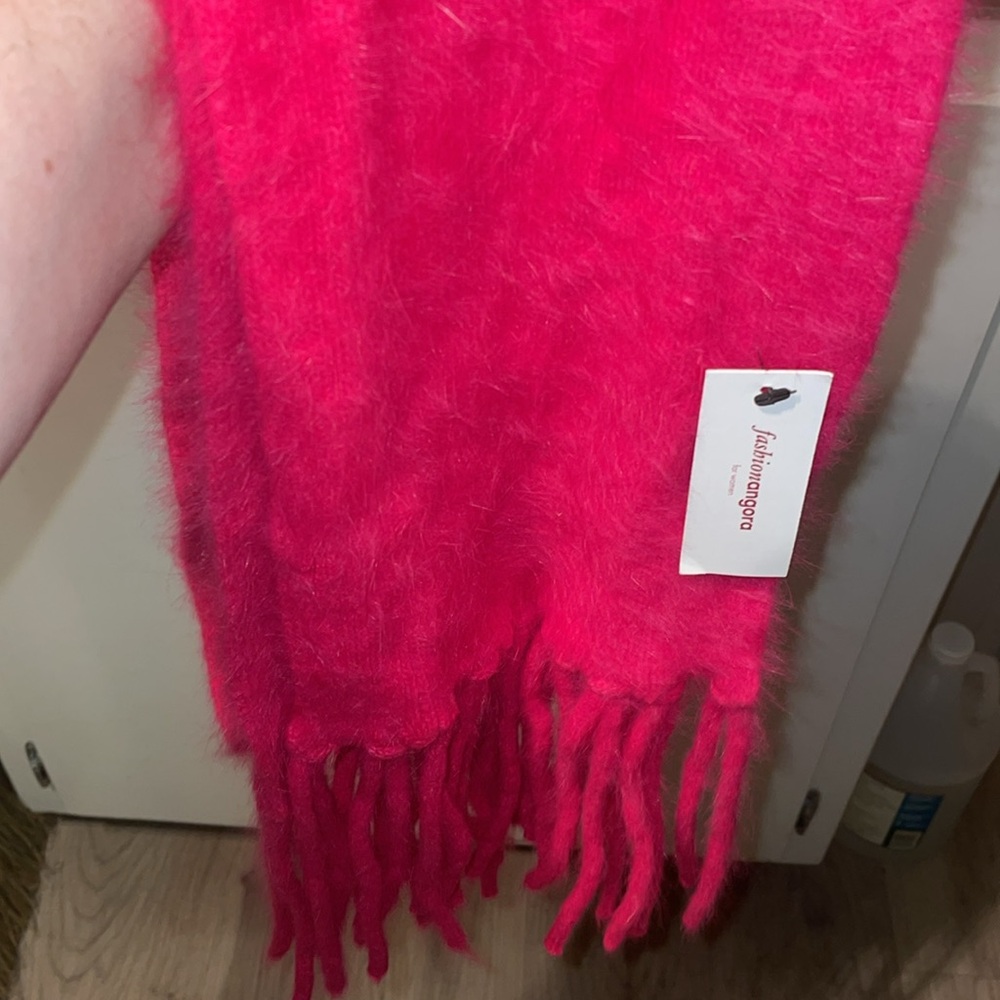 Fashion Angora Barbie core hot pink scarf medium super soft warm - Picture 7 of 8